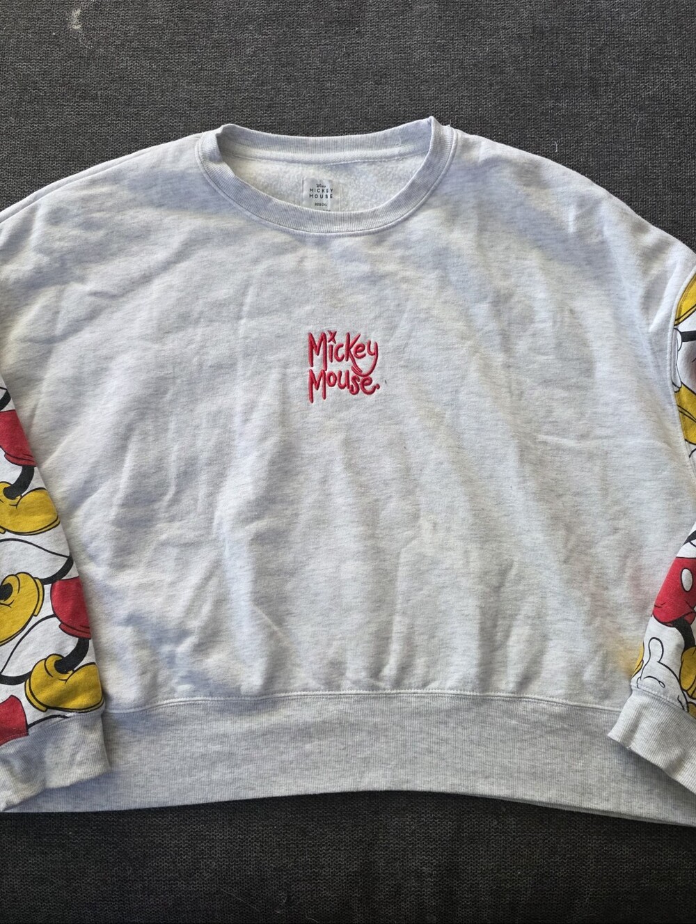 Disney White Fleece Mickey Mouse Label Detail